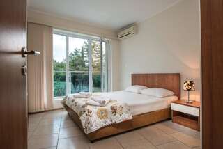 Апарт-отели Apart Complex Aquamarine- Full Board Обзор Люкс с 2 спальнями-2